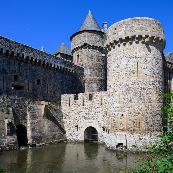 Fougeres